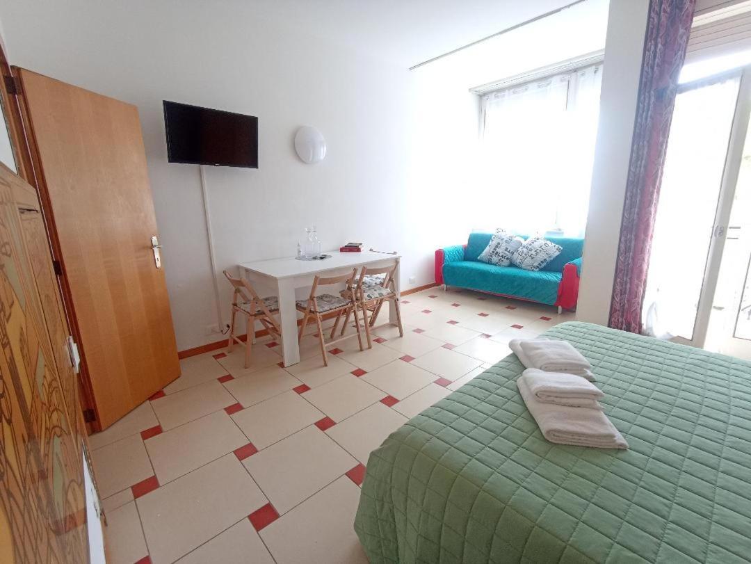 Monika Holiday 315 Magic Lake Garda  Bagian luar foto