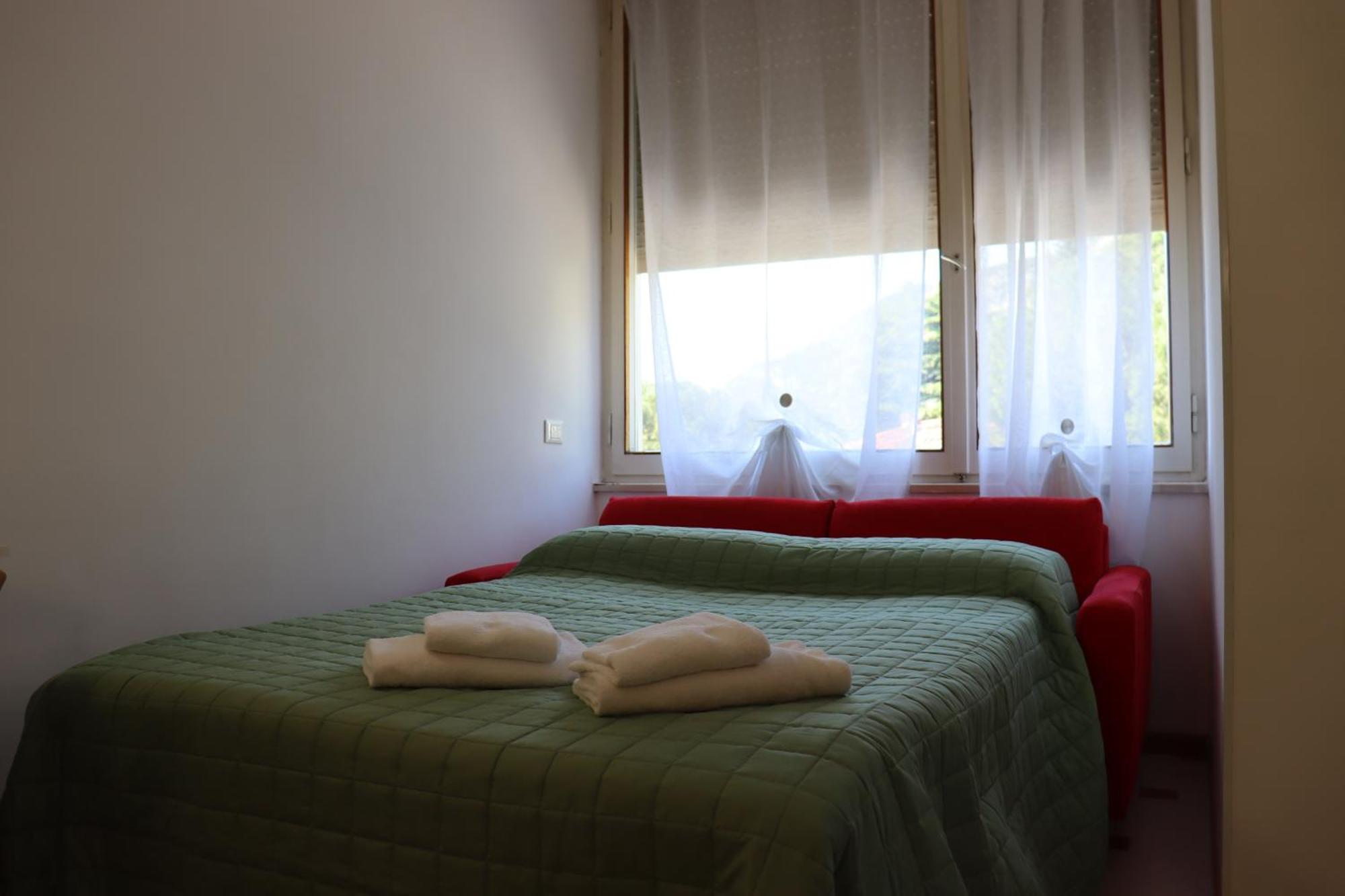Monika Holiday 315 Magic Lake Garda  Bagian luar foto