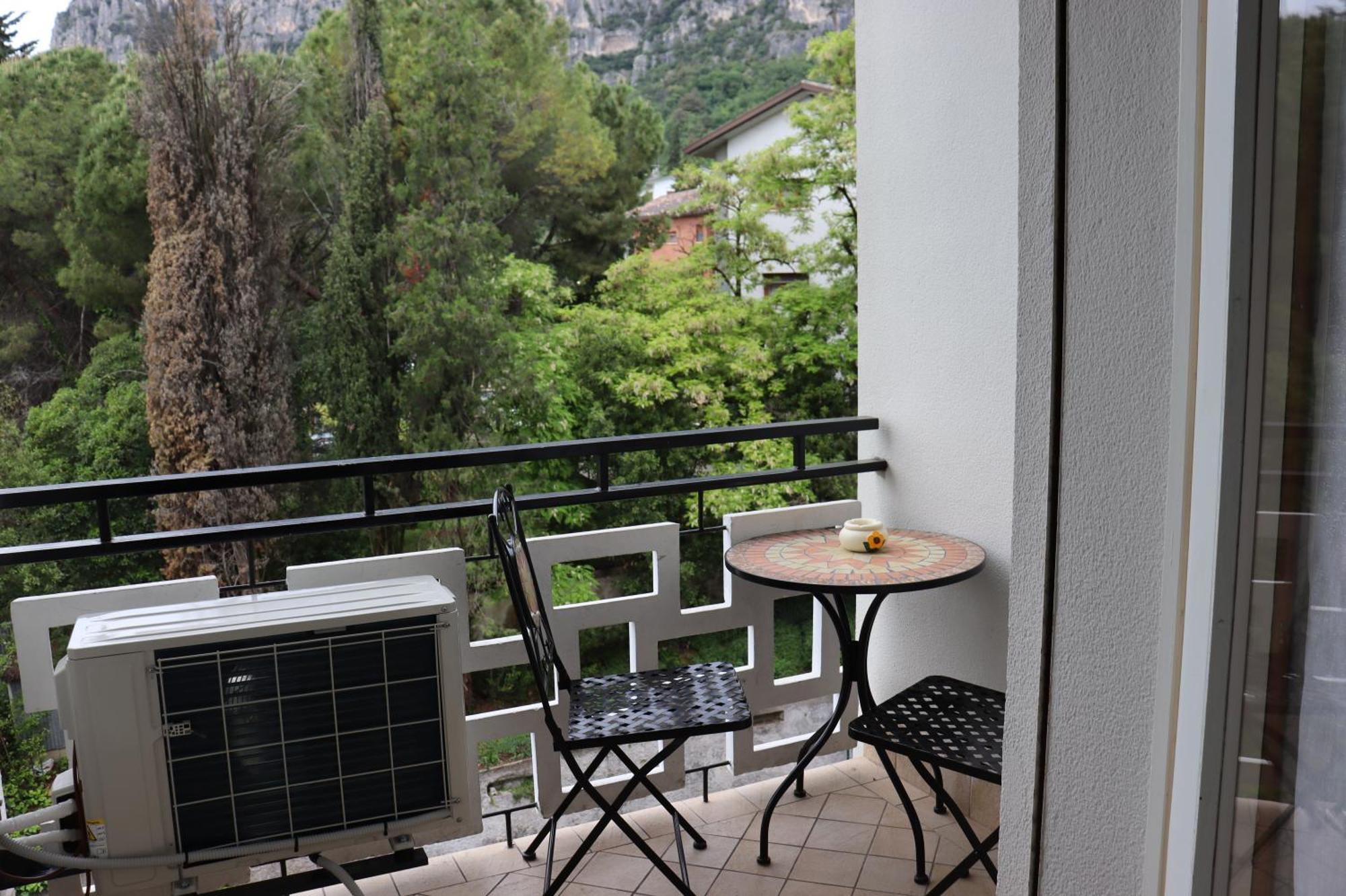 Monika Holiday 315 Magic Lake Garda  Bagian luar foto