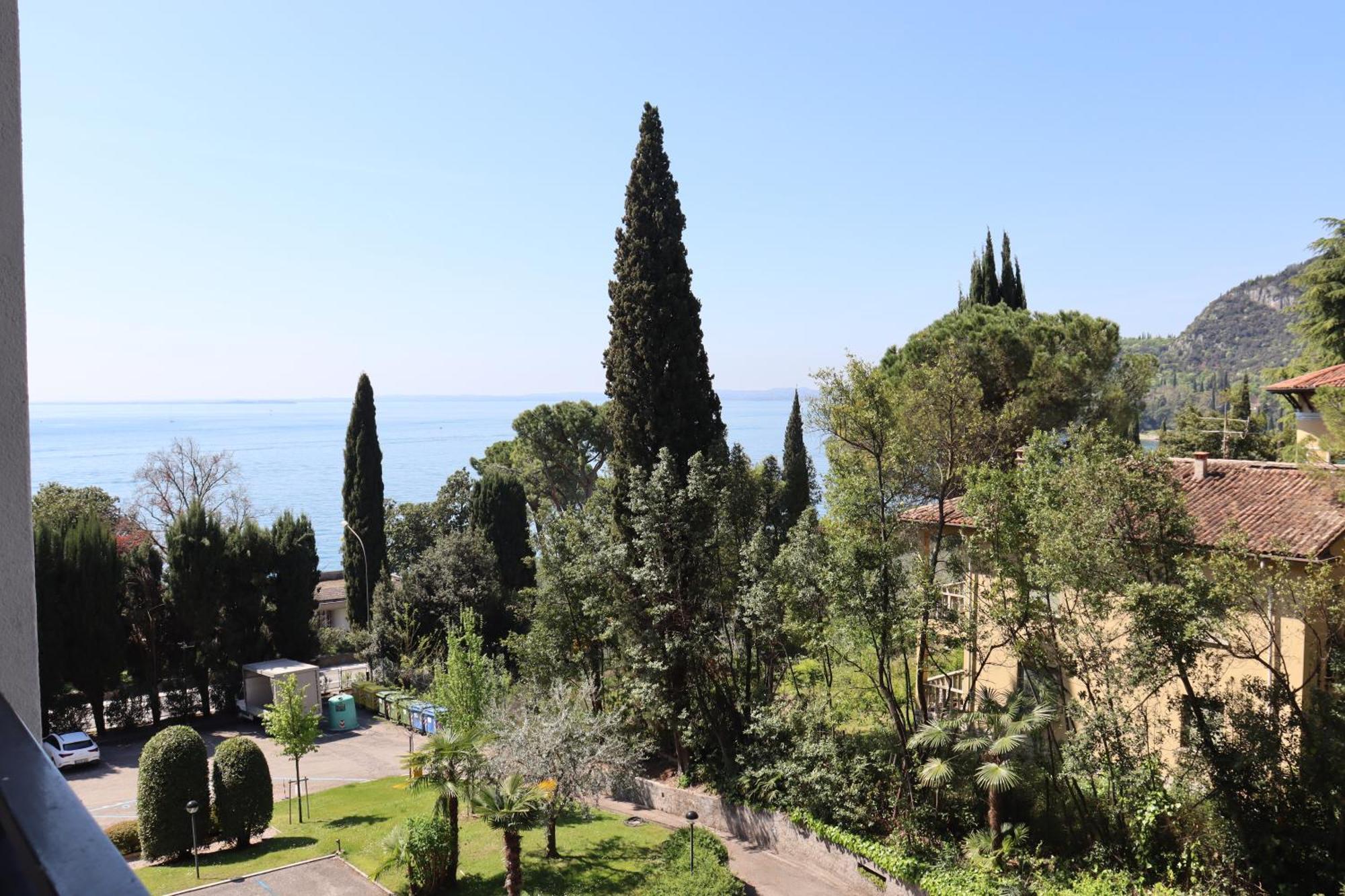 Monika Holiday 315 Magic Lake Garda  Bagian luar foto