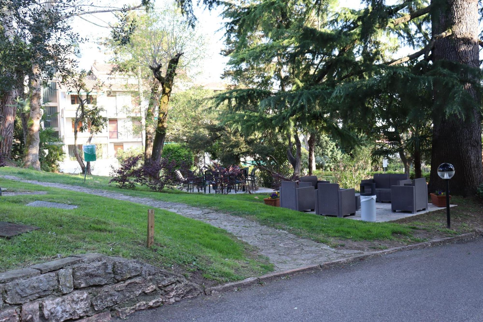 Monika Holiday 315 Magic Lake Garda  Bagian luar foto
