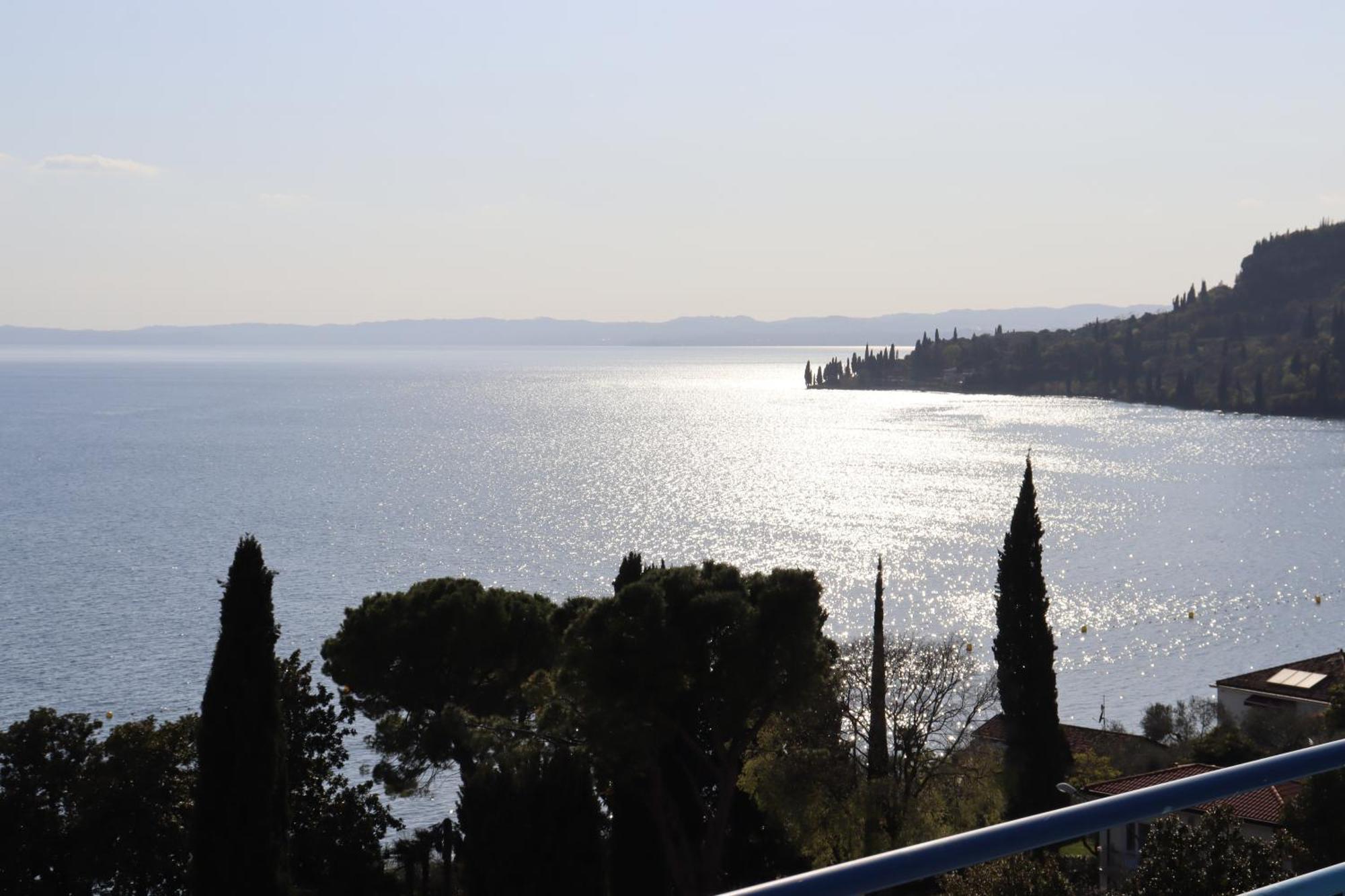 Monika Holiday 315 Magic Lake Garda  Bagian luar foto