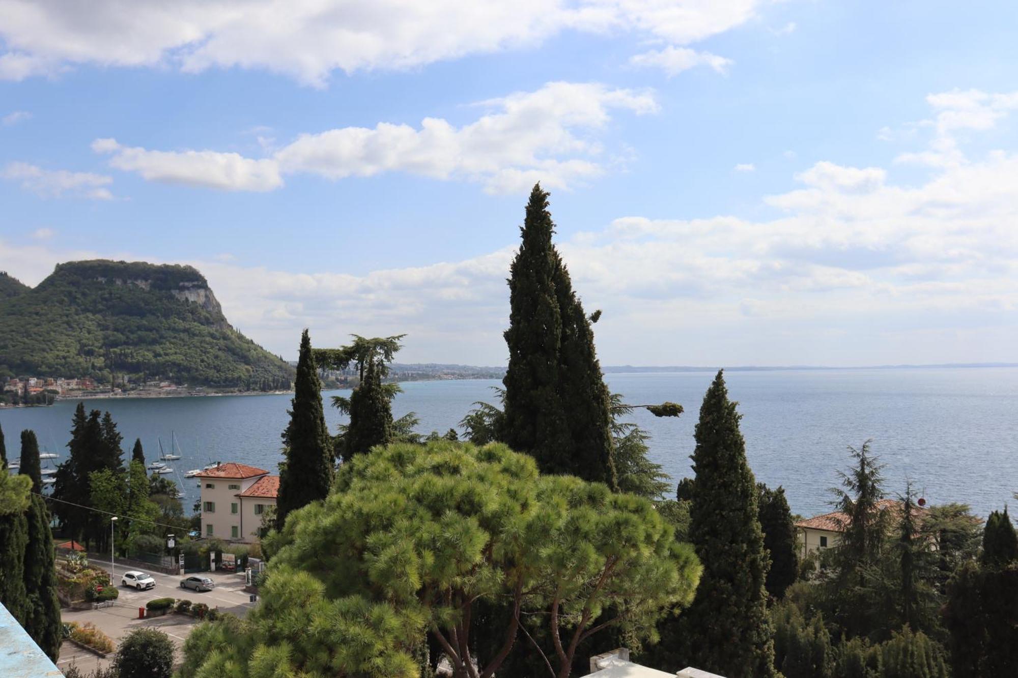 Monika Holiday 315 Magic Lake Garda  Bagian luar foto